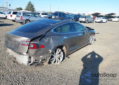 2015 Tesla Model S 70D/85D/P85D from USA, damaged, VIN 5YJSA1E25FF112793